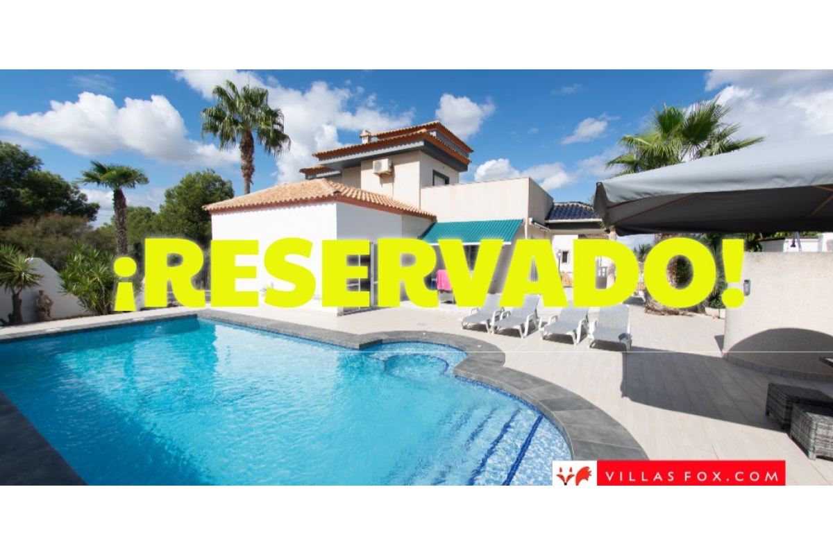 RESERVED!  3-bedroom Torrestrella detached villa with pool and garage, San Miguel de Salinas